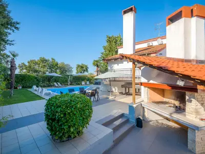 Villa für 8 Personen (180 m²) in Stranici 4/10