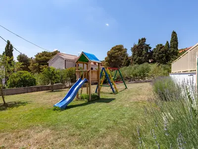 Villa für 10 Personen (150 m²) in Sumartin 7/10