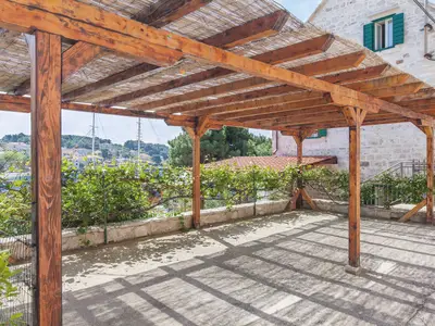 Villa für 6 Personen (100 m²) in Sumartin 5/10