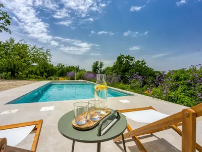 Villa für 8 Personen (300 m²) in Sumber 6/10