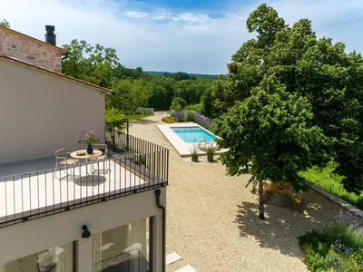 Villa für 8 Personen (300 m²) in Sumber 8/10