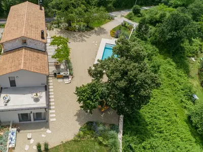 Villa für 8 Personen (300 m²) in Sumber 10/10