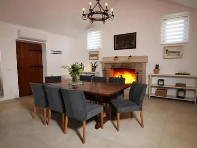 DiningRoom