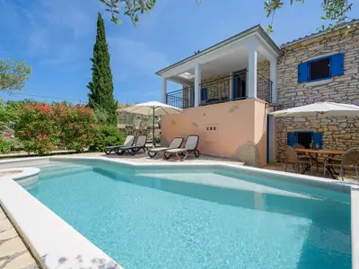 Villa für 4 Personen (84 m²) in Sveti Lovreč 1/10