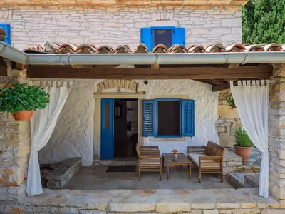 Villa für 4 Personen (84 m²) in Sveti Lovreč 6/10