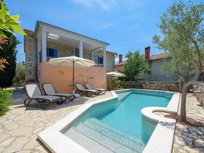 Villa für 4 Personen (84 m²) in Sveti Lovreč 10/10
