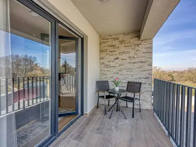 Villa für 8 Personen (200 m²) in Sveti Lovreč Pazenatički 7/10