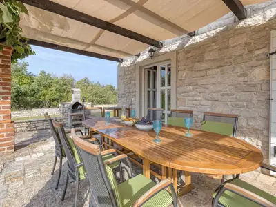 Villa für 8 Personen (200 m²) in Sveti Lovreč 5/10
