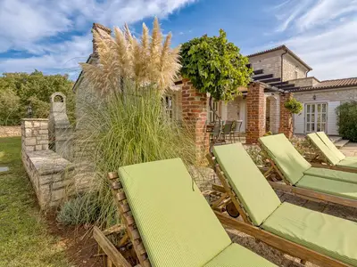 Villa für 8 Personen (200 m²) in Sveti Lovreč 8/10