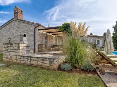 Villa für 8 Personen (200 m²) in Sveti Lovreč 10/10