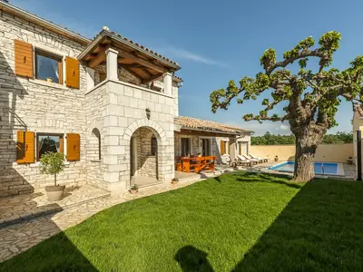 Ferienhaus Natale mit Privatem Pool