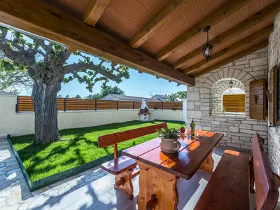 Ferienhaus Natale mit Privatem Pool