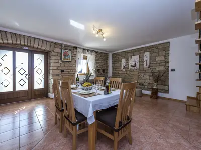Ferienhaus Natale mit Privatem Pool