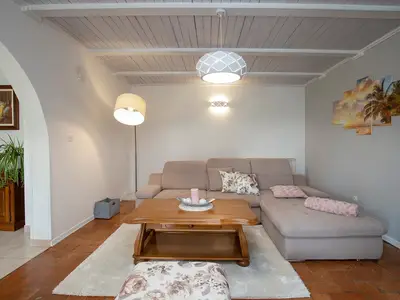 Villa für 8 Personen (135 m²) in Sveti Lovreč Pazenatički 7/10