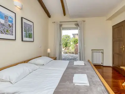 Villa für 8 Personen (200 m²) in Sveti Lovreč 9/10