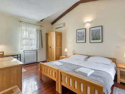 Villa für 8 Personen (200 m²) in Sveti Lovreč 10/10