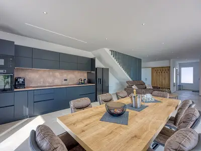 Villa für 8 Personen (200 m²) in Sveti Lovreč Pazenatički 6/10