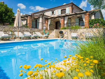 Villa für 8 Personen (180 m²) in Sveti Lovreč Pazenatički 1/10