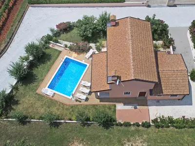 Villa für 6 Personen (115 m²) in Sveti Lovreč 2/10