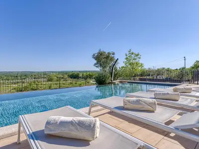 Villa für 8 Personen (150 m²) in Sveti Lovreč Pazenatički 2/10