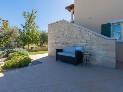 Villa für 8 Personen (150 m²) in Sveti Lovreč Pazenatički 7/10