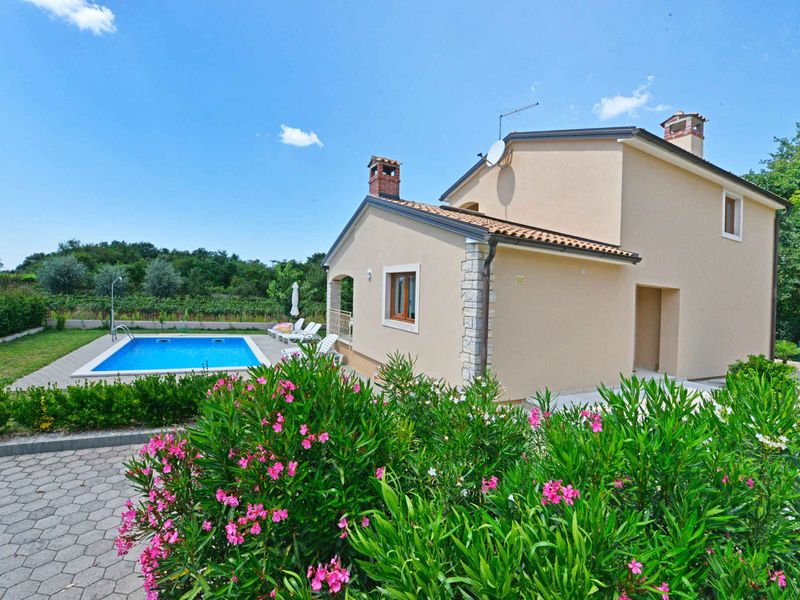 23779001-Villa-6-Sveti Lovreč-800x600-2