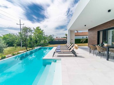 Villa für 6 Personen (210 m²) in Sveti Petar U Sumi 8/10