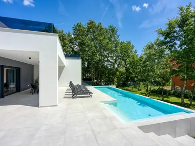 Villa für 8 Personen (220 m²) in Sveti Petar u Šumi 8/10
