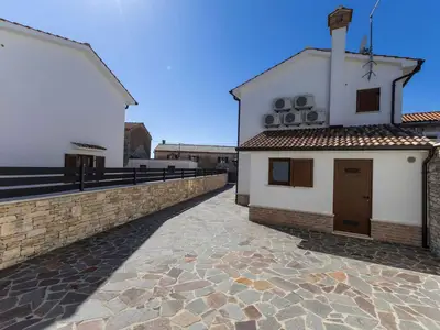 Villa für 6 Personen (130 m²) in Sveti Petar u Šumi 7/10