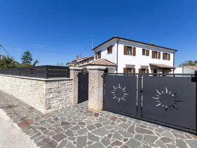 Villa für 6 Personen (130 m²) in Sveti Petar u Šumi 9/10
