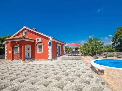 Villa für 8 Personen (120 m²) in Dobrinj 3/10