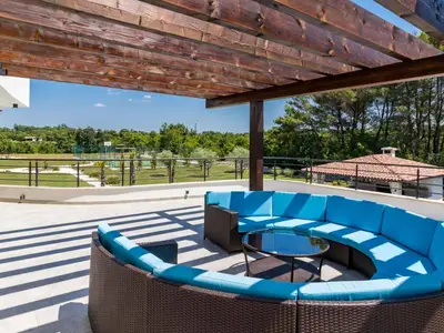 Villa für 14 Personen (500 m²) in Svetvinčenat 10/10