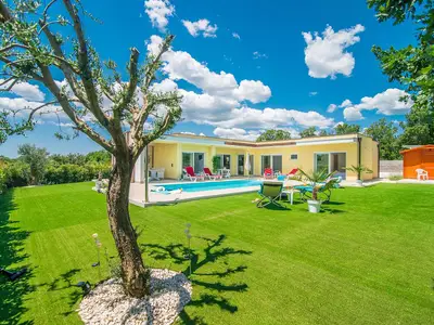 Villa für 6 Personen (180 m²) in Svetvinčenat 5/10