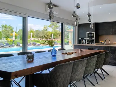 Villa für 14 Personen (500 m²) in Svetvinčenat 7/10