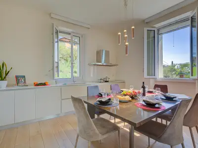 Küche und Essbereich