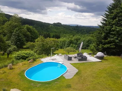 PoolOfHouse