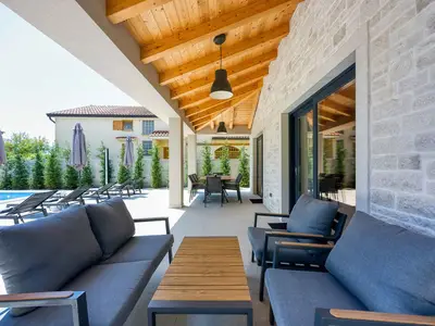 Villa für 8 Personen (240 m²) in Tar 7/10