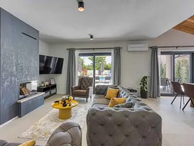 Villa für 8 Personen (240 m²) in Tar 1/10