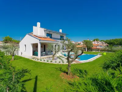 Villa für 8 Personen (180 m²) in Tar 3/10