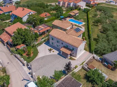 Villa für 10 Personen (380 m²) in Tar 6/10