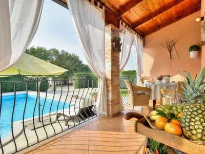 Villa für 6 Personen (110 m²) in Tar 3/10
