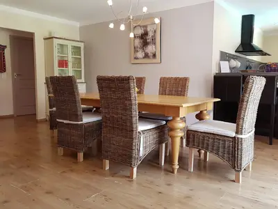 DiningRoom