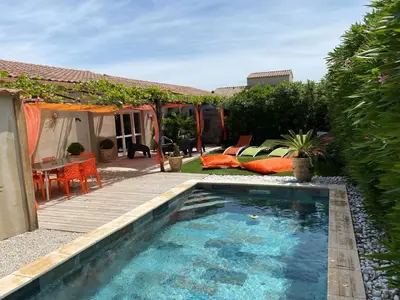 PoolOfHouse
