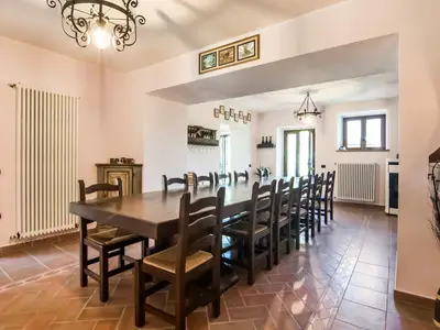 DiningRoom