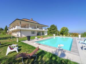 Villa für 25 Personen (690 m&sup2;) in Tavullia