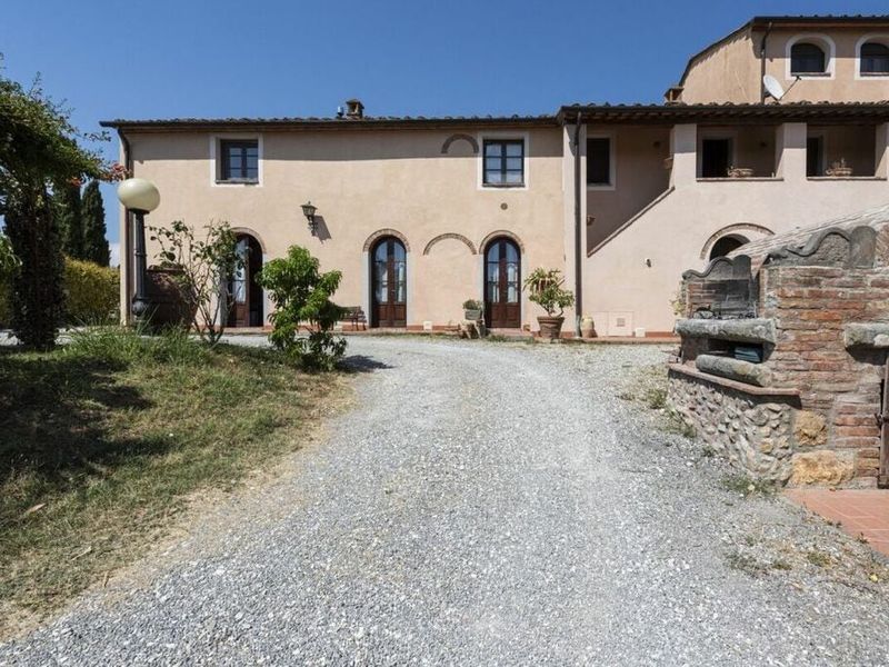 23996536-Villa-12-Terricciola-800x600-0