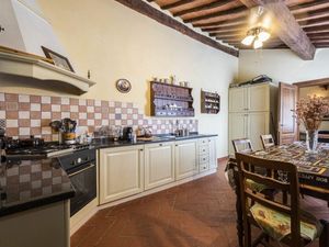 23996536-Villa-12-Terricciola-300x225-5