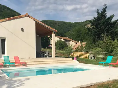 PoolOfHouse