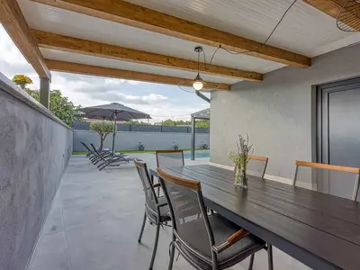 Villa für 4 Personen (70 m²) in Tinjan 3/10