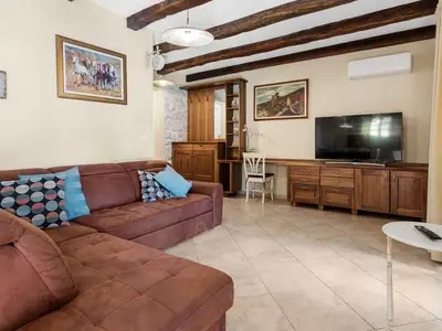 Villa für 5 Personen (80 m²) in Tinjan 1/10